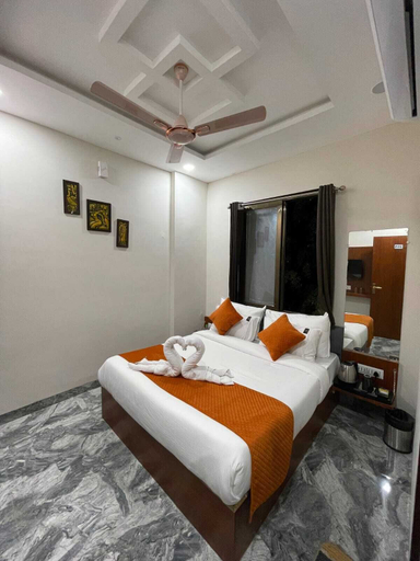 Room 4, Hotel Prime Access Inn, Indore
