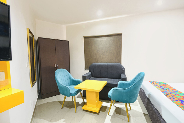 Room 5, Fabhotel Perfectionist, Delhi