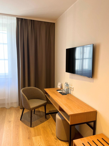 Others 5, Schloss Hotel Zeillern, Amstetten