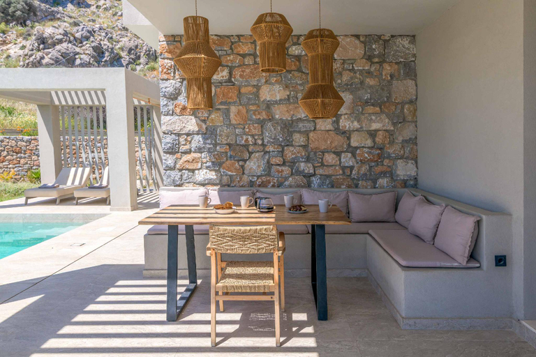 Others 4, Villa Helios, South Aegean