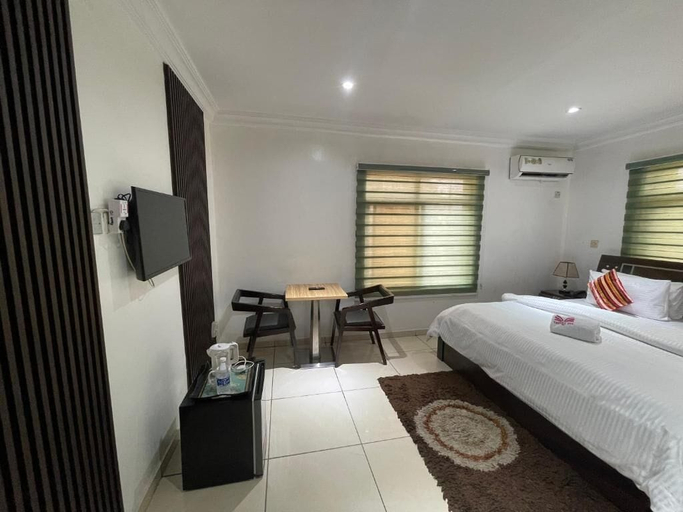 Room 5, Trendy Inn Hotel, Shomolu