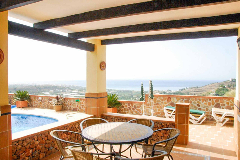 Others 3, Villa Marta Nerja, Málaga