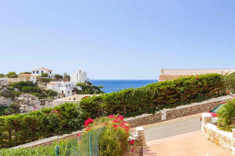 Others 5, Villa Olga, Baleares