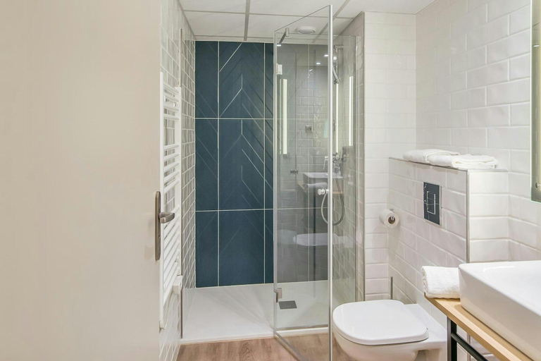 Bathroom 4, Appart'City Confort Montpellier Saint Roch, Hérault