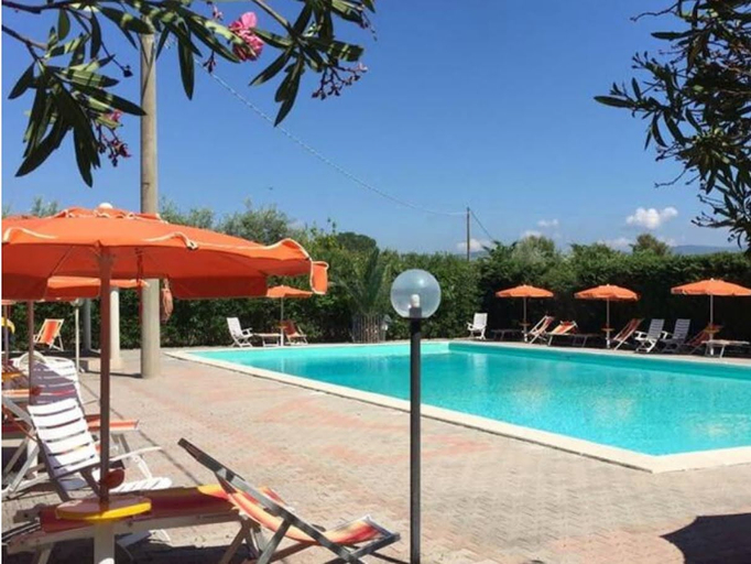 Pool, Chalet Viola, Foggia