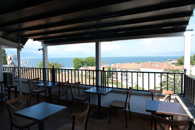 Outdoor dining 3, Mudanya Yıldız Otel, Mudanya