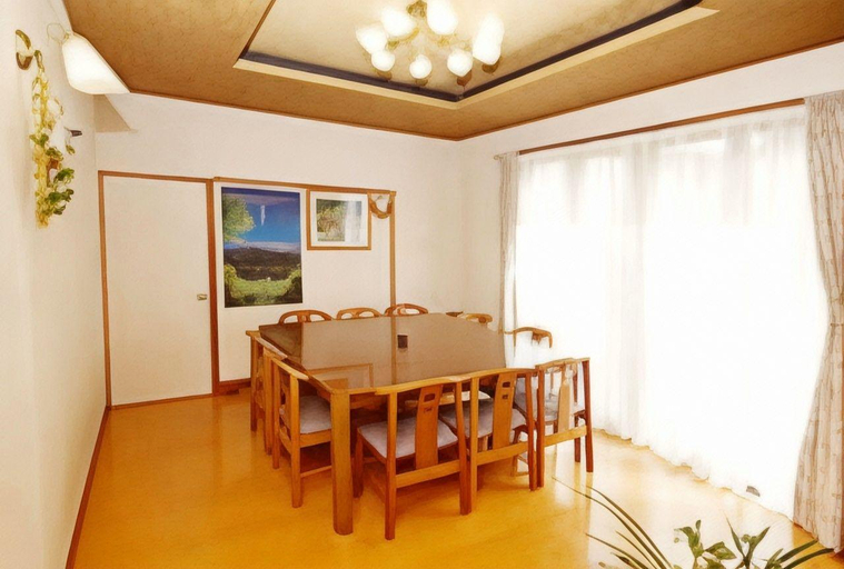Others 3, Japanese Hotel Yamanakakan, Ōmachi