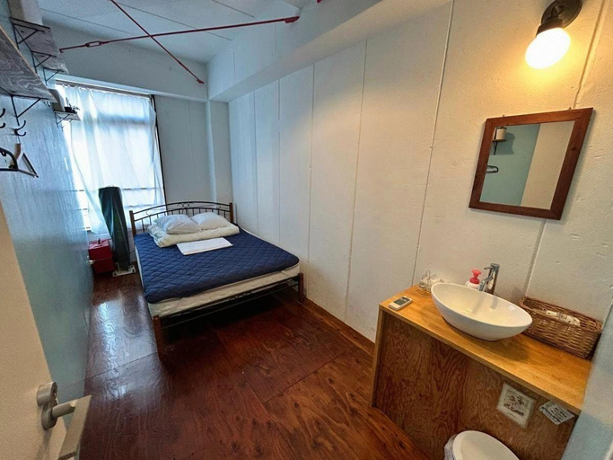 Bedroom 2, Hostel Bedgasm, Taitō