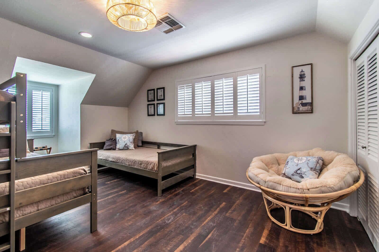 Interior 3, Coral Cove on Ocean View, Nueces