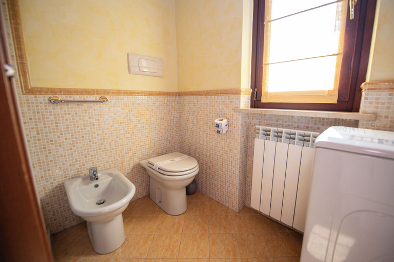 Interior 4, Lago Dorato, Brescia