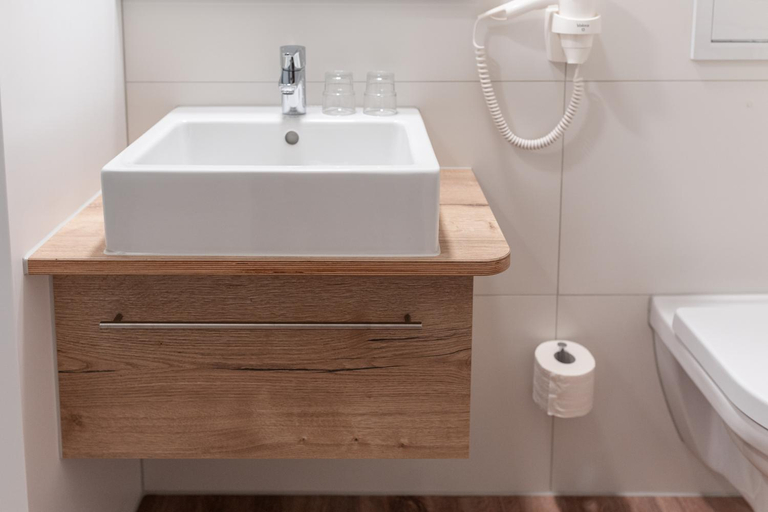 Bathroom 4, Hotel In der Mühle, Zwickau