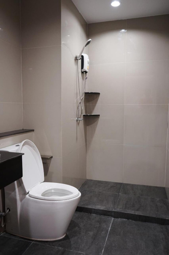 Bathroom 5, Baan Pakdi Pattaya, Pattaya