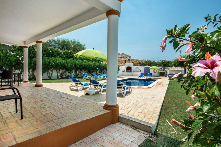 Others 4, Villa Bitoque, Albufeira