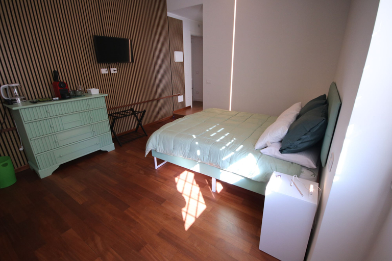 Room 3, RESIDENZA SAVELLI, Rome