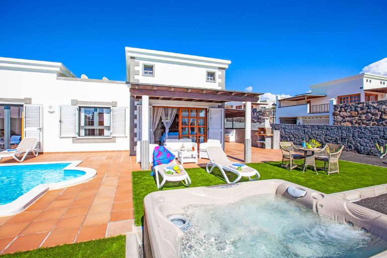 Others 5, Villa Silvana, Las Palmas