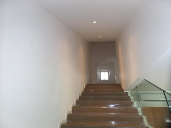 3, Villa with private garden and 2 covered terraces, Venezia