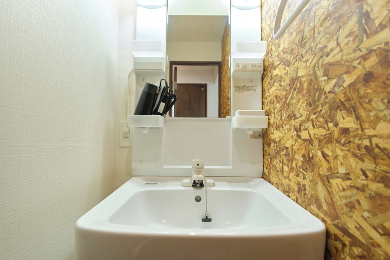 Bathroom 3, Shinagawa House -Ryo-, Shinagawa