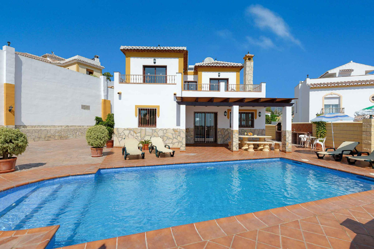 Others 3, Villa Jara, Málaga