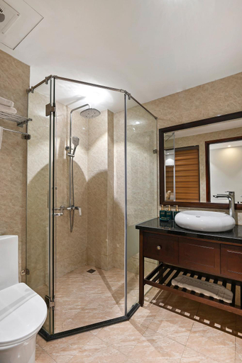 Bathroom 5, 22 Land Residence Hotel, Ba Đình