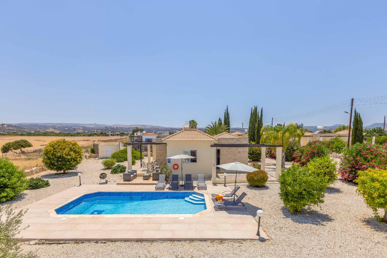 5, Villa Mandarine Latchi