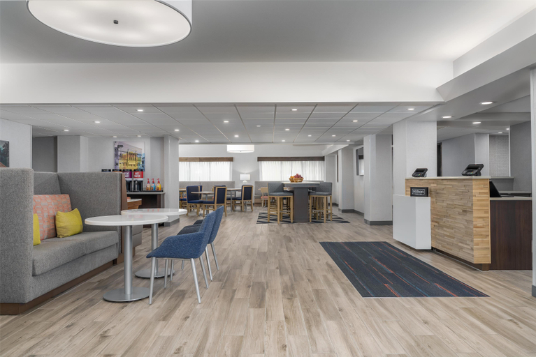 Public Area 3, Hampton Inn by Hilton Altoona, Blair
