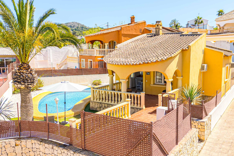 Others 2, Villa Pinya, Alicante