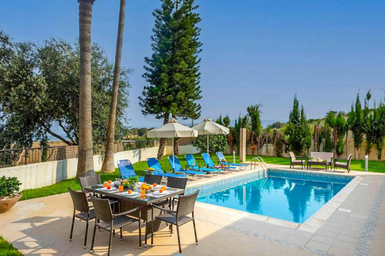 Sport & Beauty 3, Villa Halima Fostira