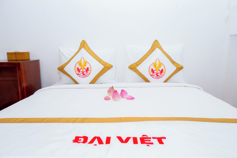 Room 2, The Rice Hotel & Tour - 27 Nguyen Thai Binh, District 1