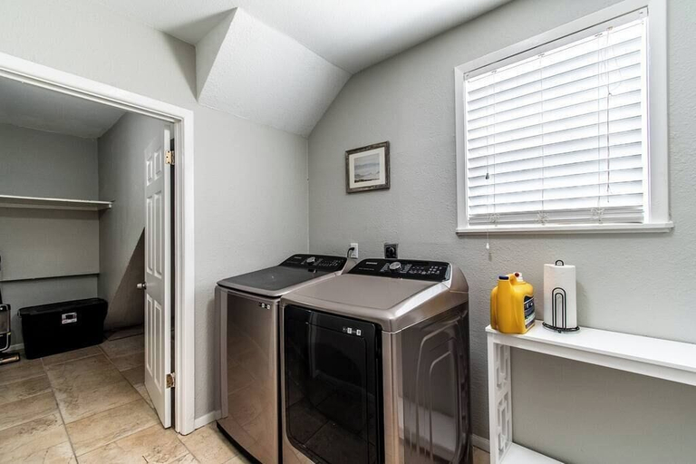 Laundry, Sail Away! Your Coastal Pool Oasis Awaits, Nueces