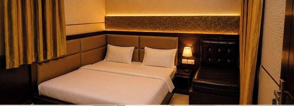 Room 4, Hotel Atithi Palace, Saharanpur