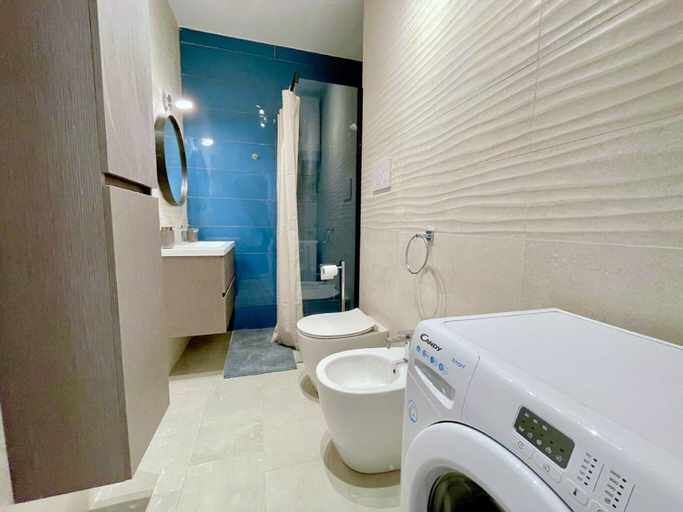 Bathroom, Apartment in Porto Santa Margherita by the Sea, Venezia
