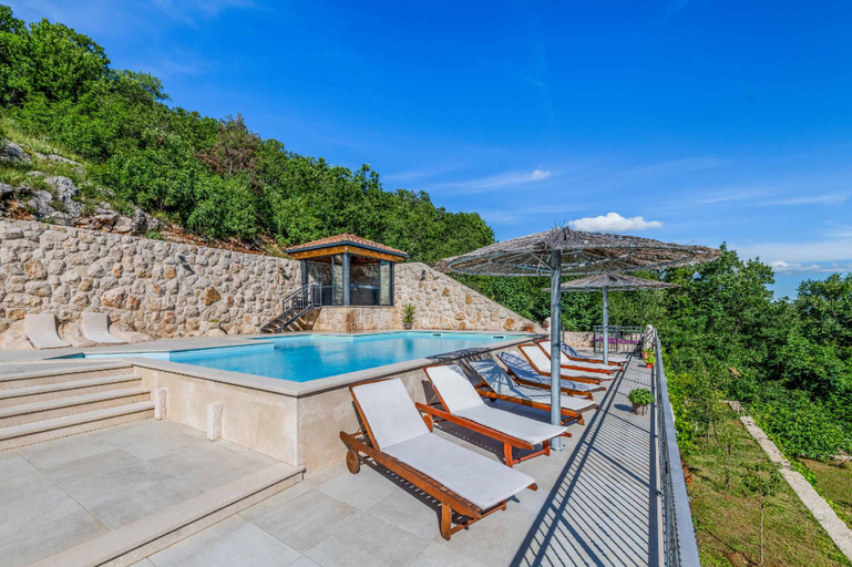 Others 3, Villa Serene Memories, Imotski