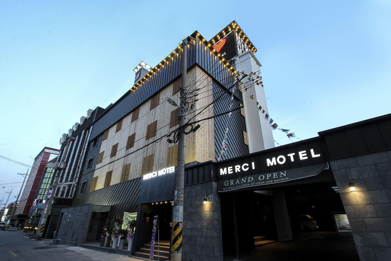 Exterior & Views 2, Hotel Merci, Iksan