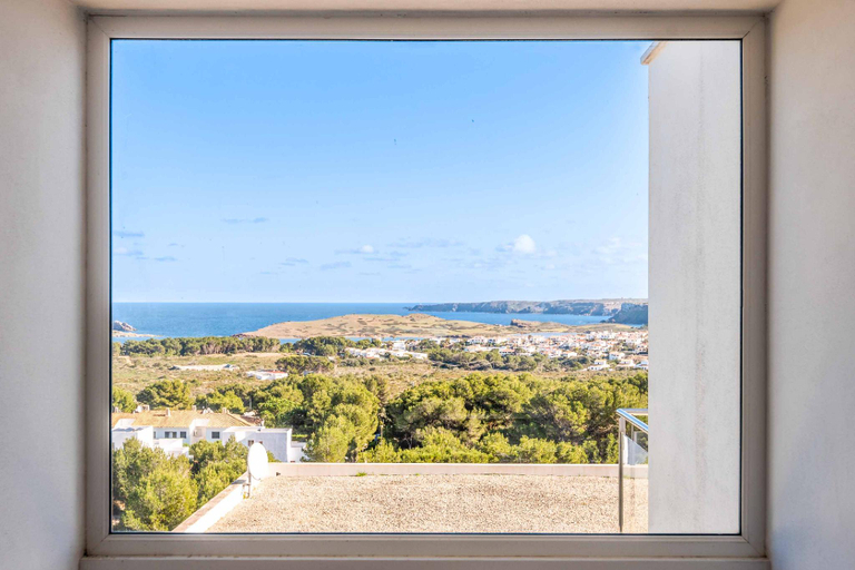 Others 5, Villa Gill, Baleares