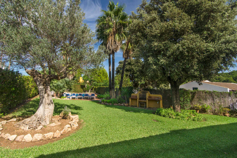 Others 5, Villa Formosa, Baleares