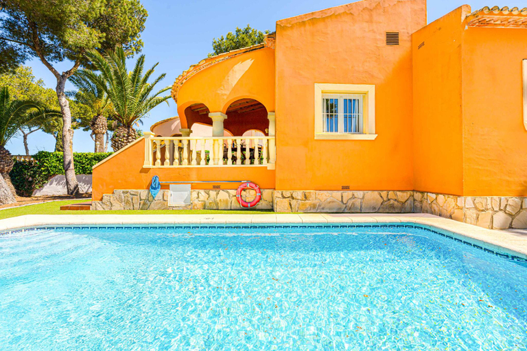 Others 2, Villa Pinya, Alicante