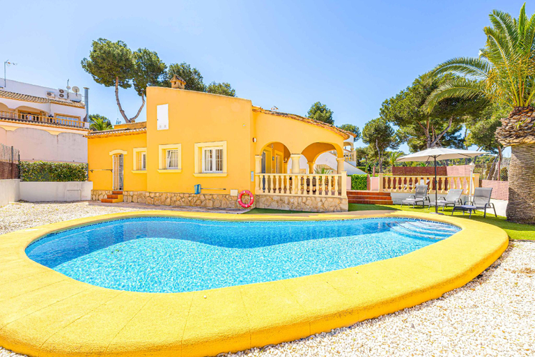 Others 3, Villa Pinya, Alicante
