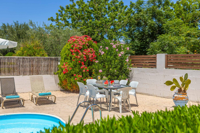 4, Villa Anatoli