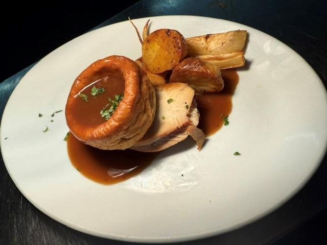 Food & Drinks 4, The Castle Hotel Neath, Neath Port Talbot