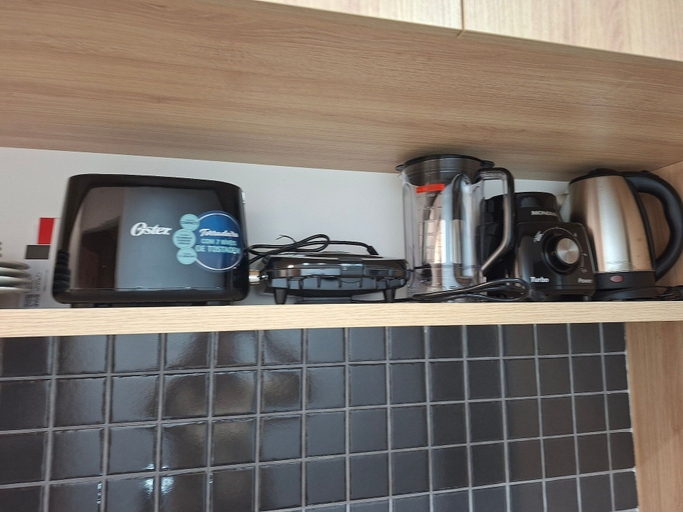 Coffee and/or coffee maker, Estúdios com piscina no lounge, São Paulo
