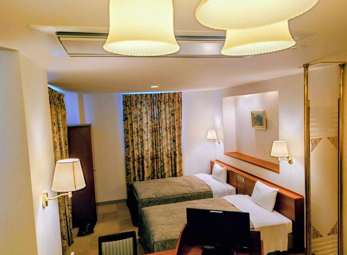 Bedroom 2, Heisei Hotel, Chikusei