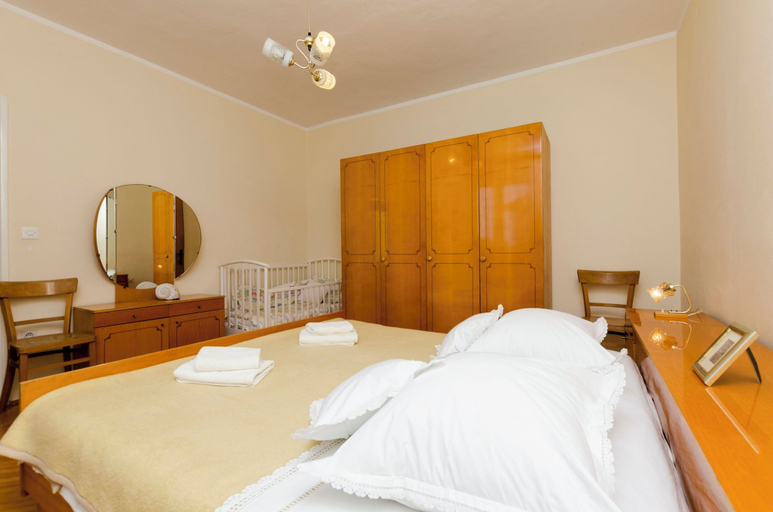 Bedroom 4, Apartment Antonija, Primošten
