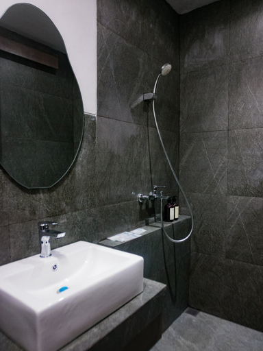 Bathroom 5, Singgah Ijen, Banyuwangi