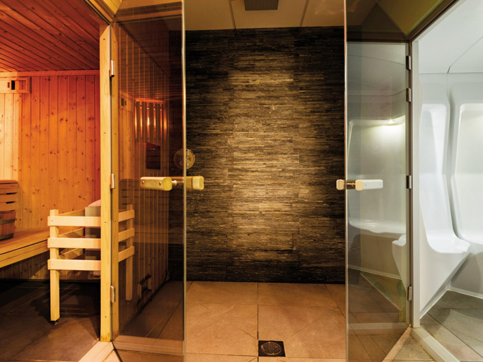 Sauna, Scenic Alps Apartment Stay, Savoie