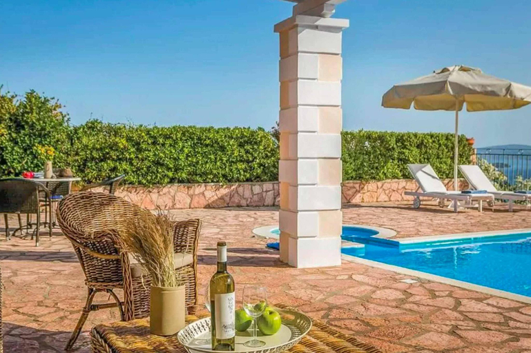 Others 5, Villa Morfeas, Ionian Islands