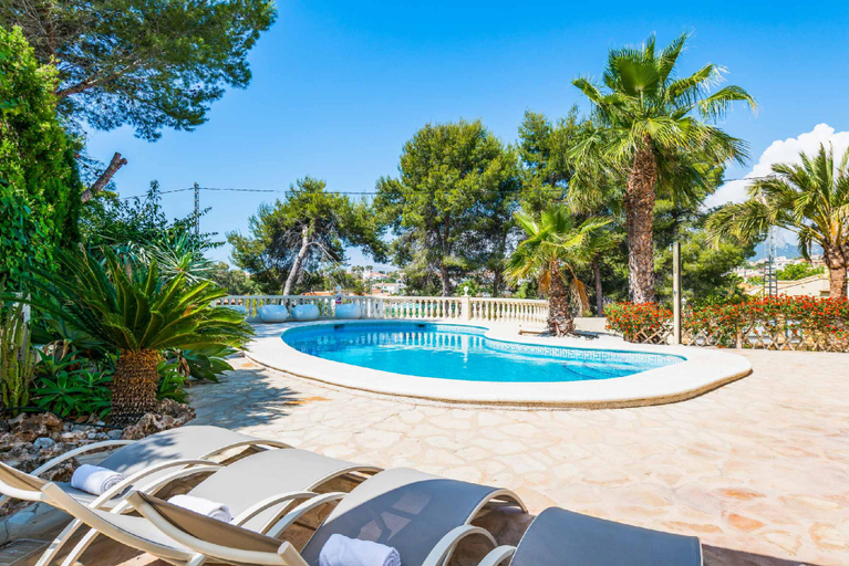 Others 5, Villa Devis, Alicante
