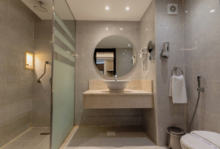Bathroom 5, Ali Baba Palace Resort - Families and Couples Only, Safaja