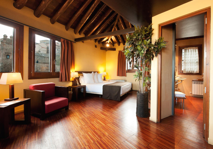 Bedroom 2, Abad Toledo, Toledo