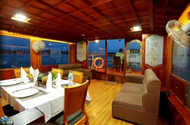 Food & Drinks 5, Mira's PMC Lakeshore Resort, Alappuzha