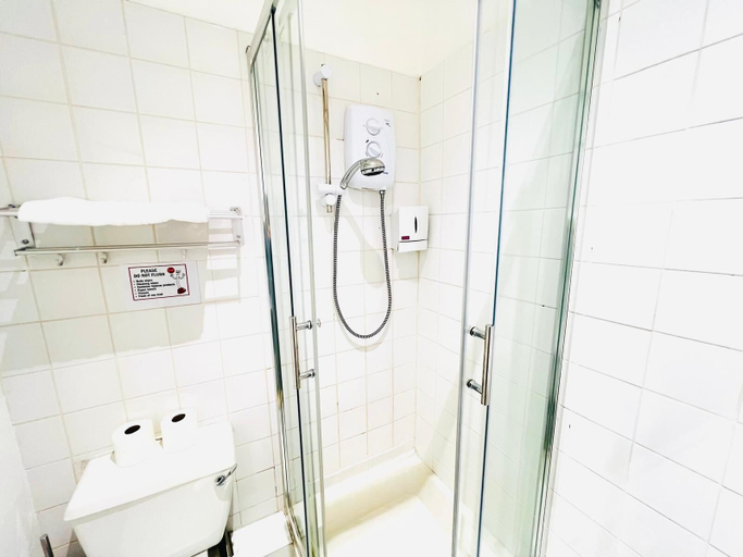 Bathroom 4, High Tide Hotel, Blackpool